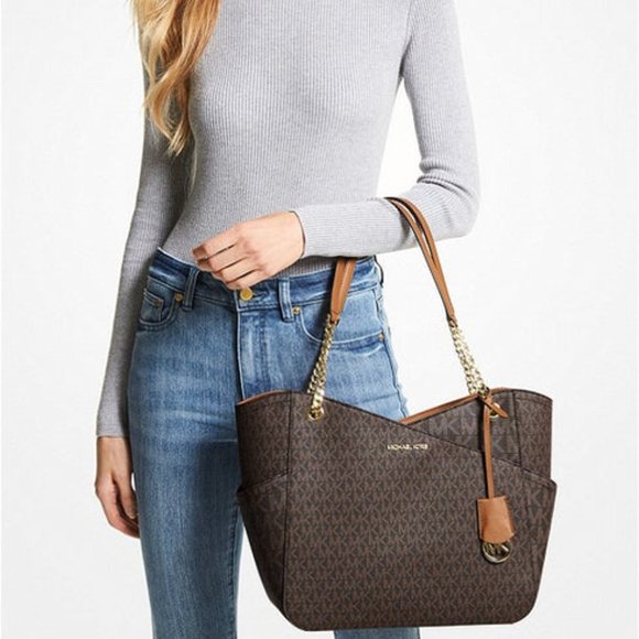 MICHAEL KORS Jet Set Large Logo Shoulder Bag - Picture 2 of 2